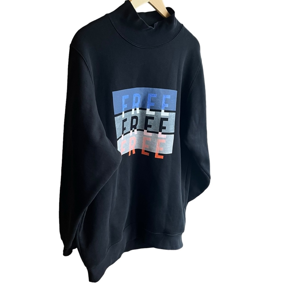 Aritzia Wilfred Free Women’s Mock Neck Sweatshirt “FREE” Graphic Oversiz… - Picture 4 of 14
